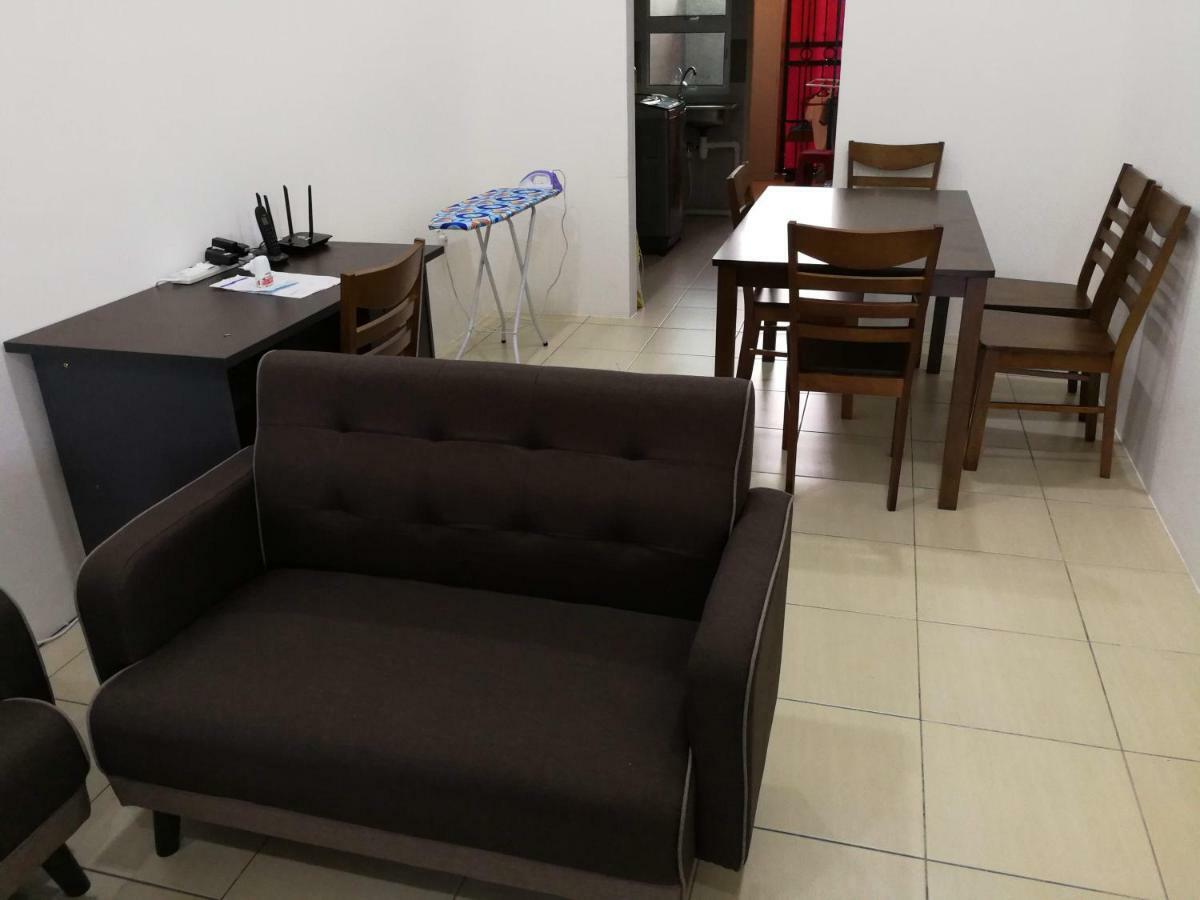 Address No 915, Lorong Uni Central 13, Taman Uni Central, Kuching Samarahan Expressway Екстер'єр фото